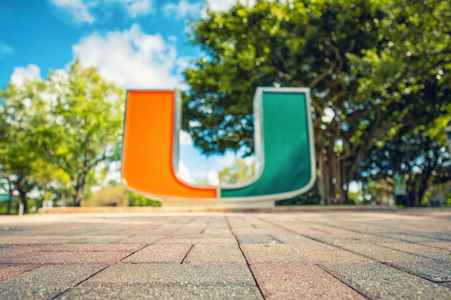 u-statue-480x320.jpg